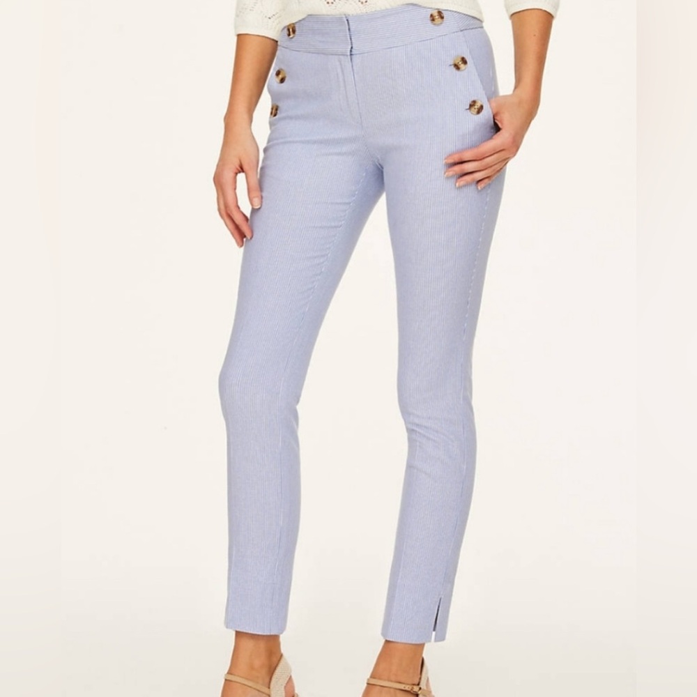 LOFT Light Blue Pin Stripe Sailor Style
Curvy Skinny Ankle Pants Size 0